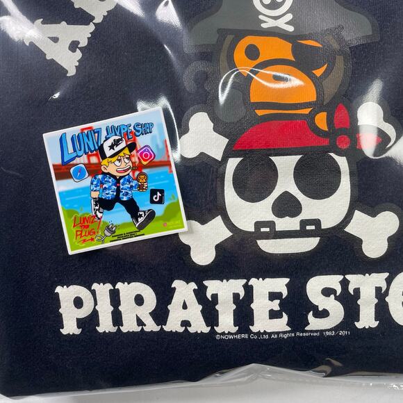 BAPE Pirate Store 2011 Pullover Hoodie Size L - Picture 7 of 7